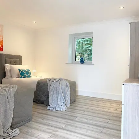 شقة Eden Grove Homes By Guestz Kirkby Thore