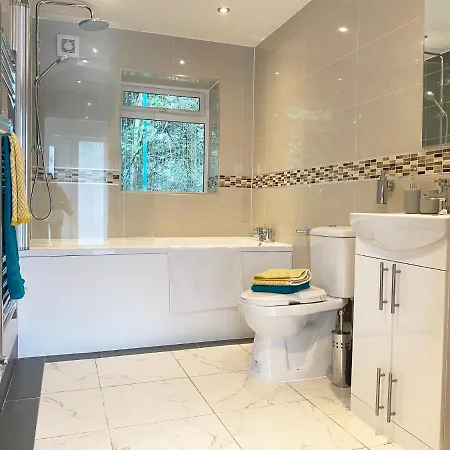 Lägenhet Eden Grove Homes By Guestz