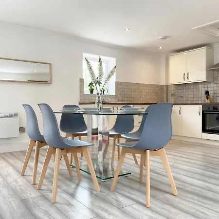 Eden Grove Homes By Guestz *