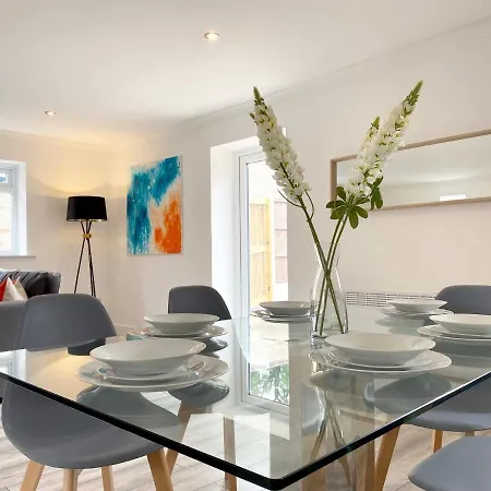 Eden Grove Homes By Guestz Daire *