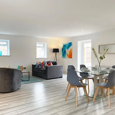 Daire Eden Grove Homes By Guestz