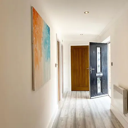 Daire Eden Grove Homes By Guestz *