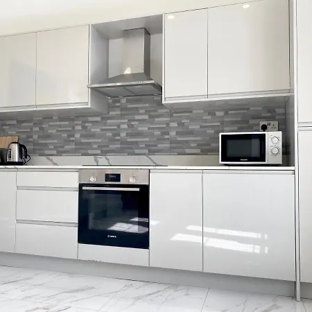 Daire Eden Grove Homes By Guestz