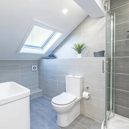 Eden Grove Homes By Guestz *