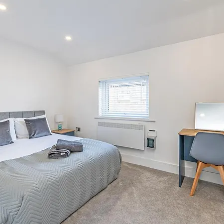 Eden Grove Homes By Guestz *