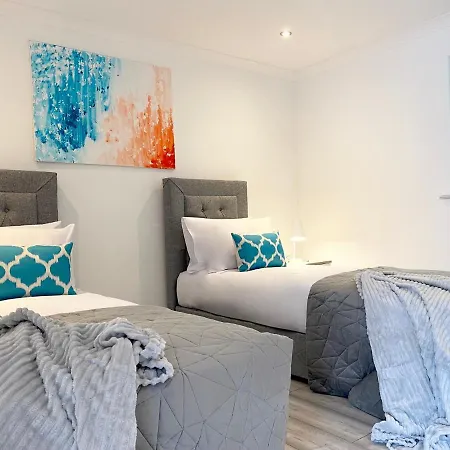 Daire Eden Grove Homes By Guestz *