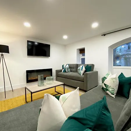 Eden Grove Homes By Guestz