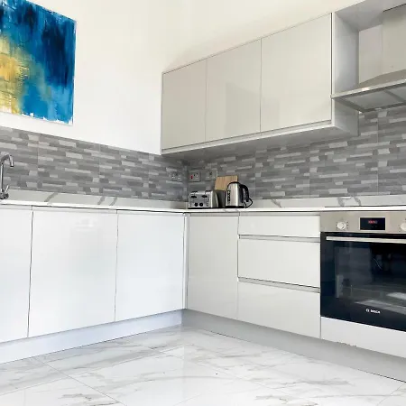 Eden Grove Homes By Guestz *